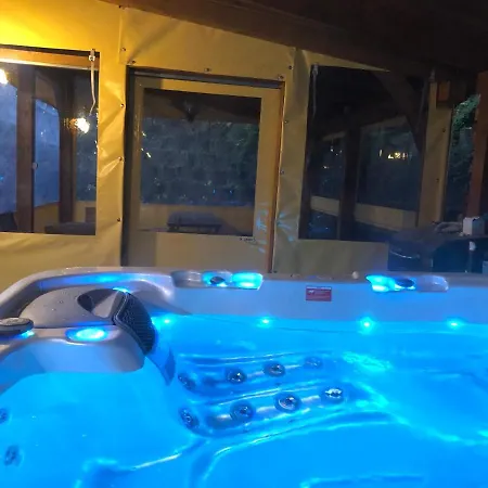 Elite Lägenhet Noszvaj